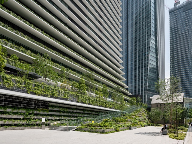 Exterior of Toranomon Hills Business Toward Saio Park