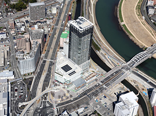 駅 開発 熊本 再 熊本駅一帯の開発、大きなヤマ場に アミュプラザ、４月２３日オープン